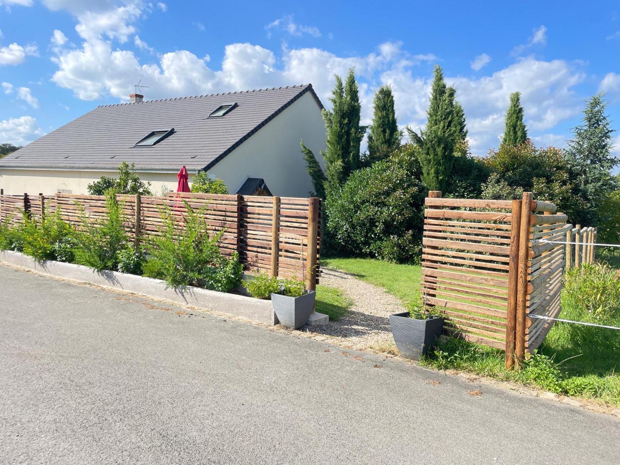 Gite Neuf Avec Jardin, Foret Et Etang Argenton Sur Creuse Kültér fotó